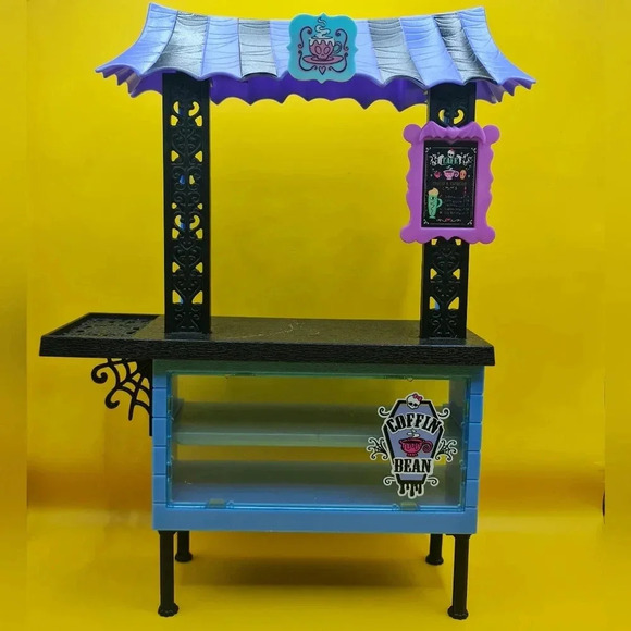 monster high Other - Monster High Doll Coffin Bean Play Set Stand Counter Booth Shop